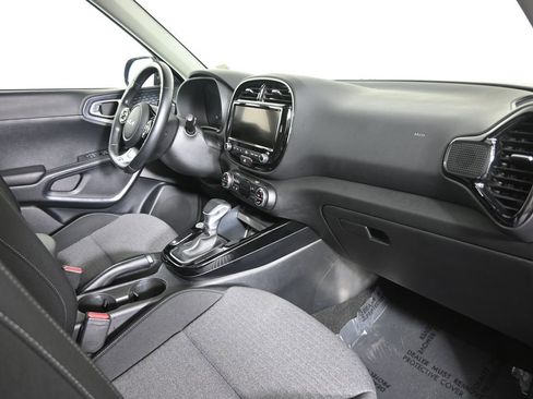 Used 2022 Kia Soul GT-Line image 14