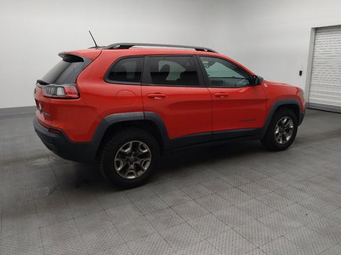 Used 2019 Jeep Cherokee Trailhawk image 10