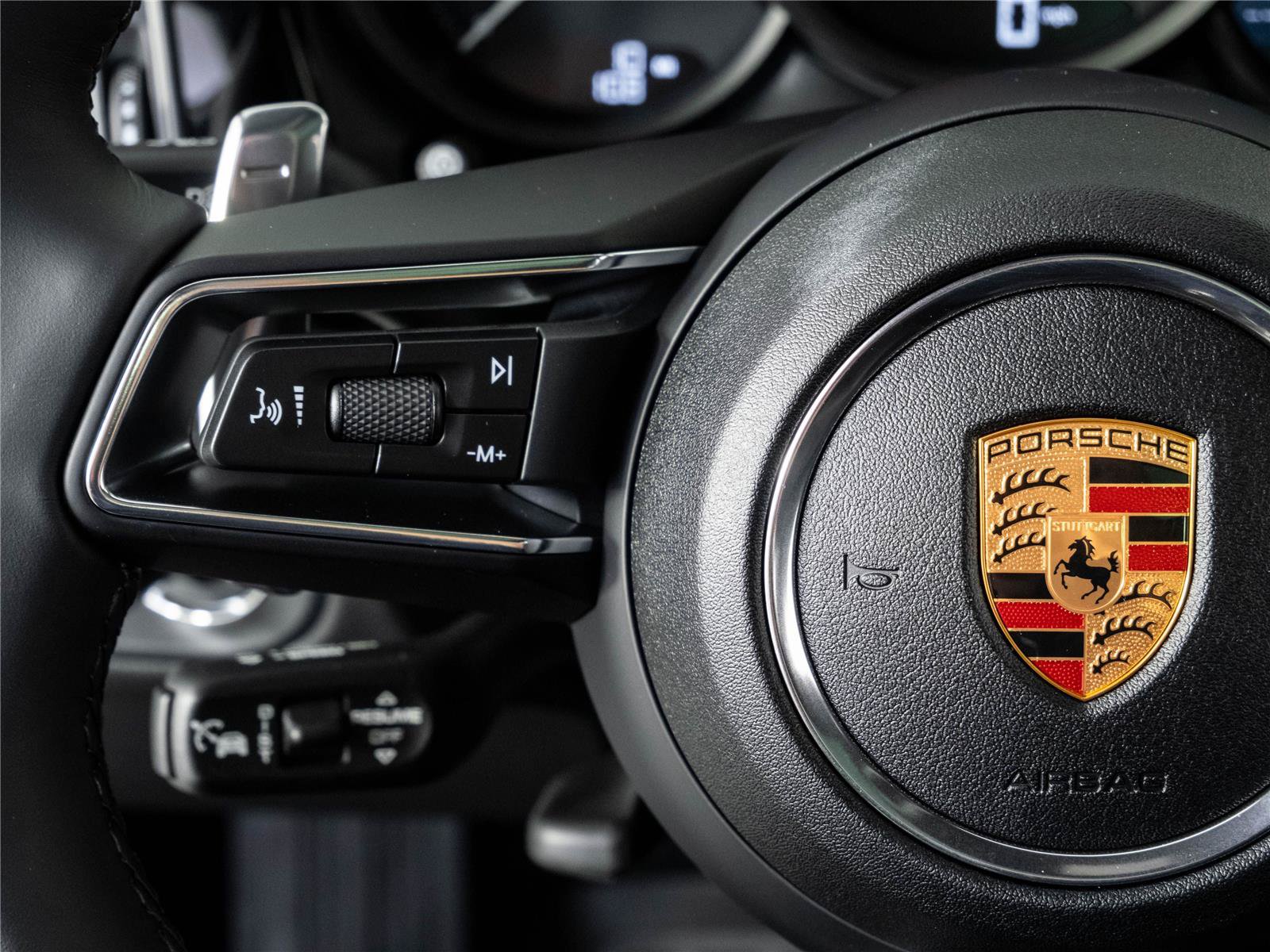 New 2026 Porsche Macan Turbo AWD/4WD image 10