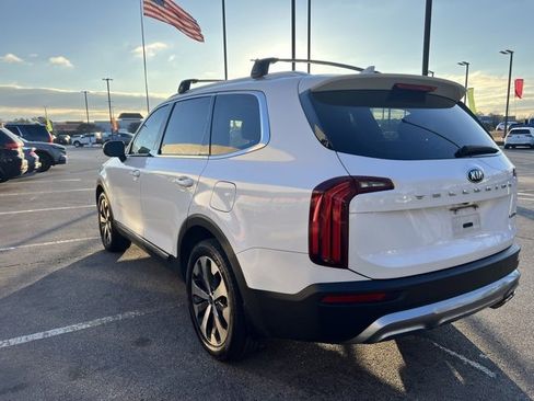 Used 2021 Kia Telluride EX w/ EX Premium Package image 5