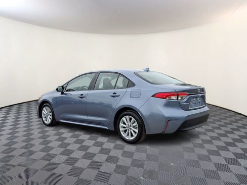 Certified 2026 Toyota Corolla LE w/ LE Premium Package FWD image 9