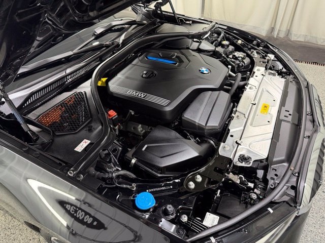 Used 2021 BMW 330e xDrive w/ Driving Assistance Package AWD/4WD image 26