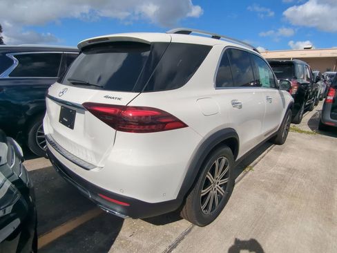 Used 2025 Mercedes-Benz GLE 350 4MATIC image 17