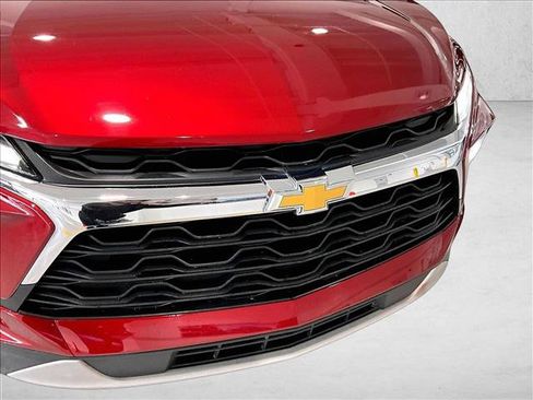 Used 2024 Chevrolet Blazer LT FWD image 30