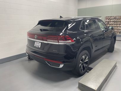 New 2026 Volkswagen Atlas Cross Sport SE