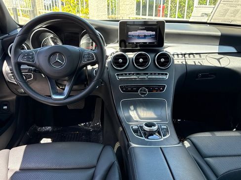 Used 2018 Mercedes-Benz C 300 Sedan image 37