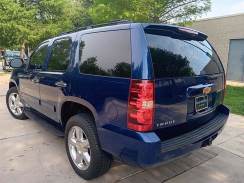 Used 2012 Chevrolet Tahoe LT w/ Texas Edition RWD image 3