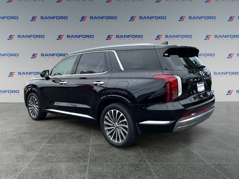 Used 2025 Hyundai Palisade Calligraphy AWD/4WD image 3