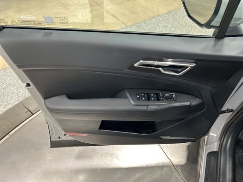 New 2026 Kia Sportage EX image 12