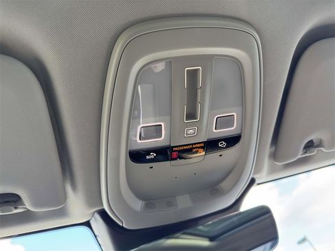 Certified 2026 Volvo XC60 B5 Plus w/ Climate Package image 29