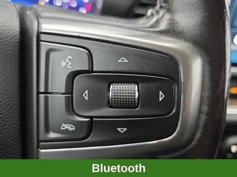Certified 2022 Chevrolet Silverado 1500 LT w/ Z71 Off-Road Package AWD/4WD image 27