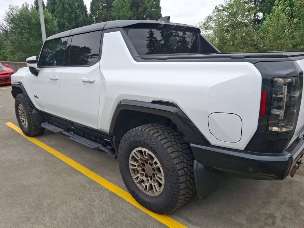 Certified 2022 GMC Hummer EV Edition 1 w/ LPO, Illumination Package AWD/4WD image 7