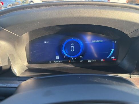 Used 2023 Ford Explorer Platinum w/ Technology Package image 21