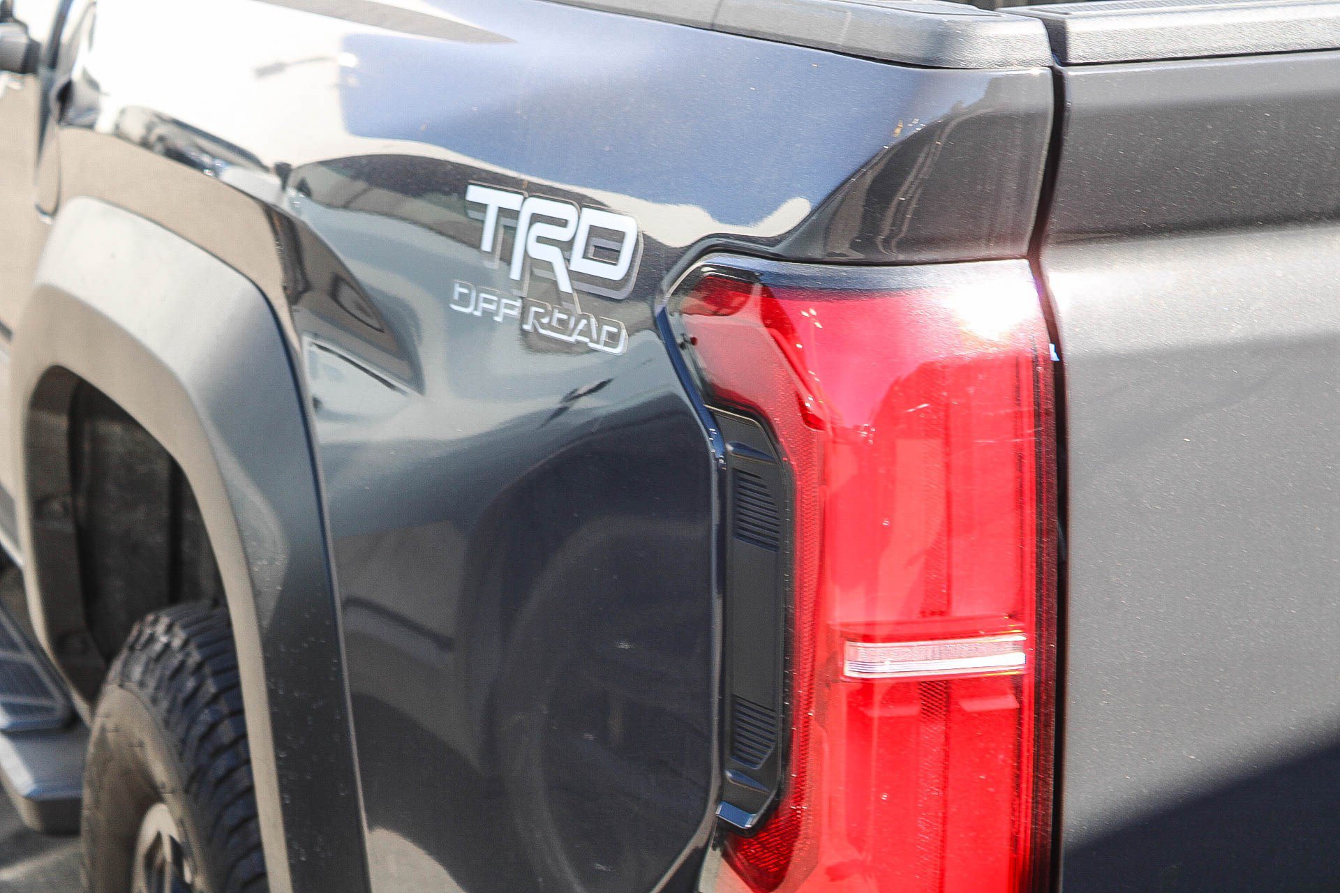 Certified 2026 Toyota Tacoma TRD Off-Road w/ TRD Off Road Upgrade Package AWD/4WD image 9