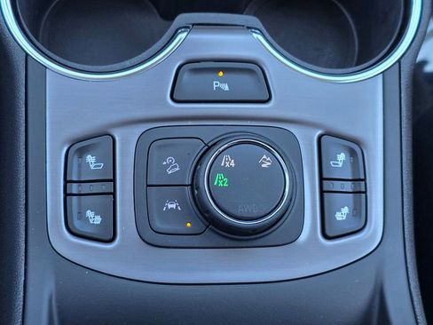 Certified 2024 GMC Terrain AT4 w/ Tech Package image 38