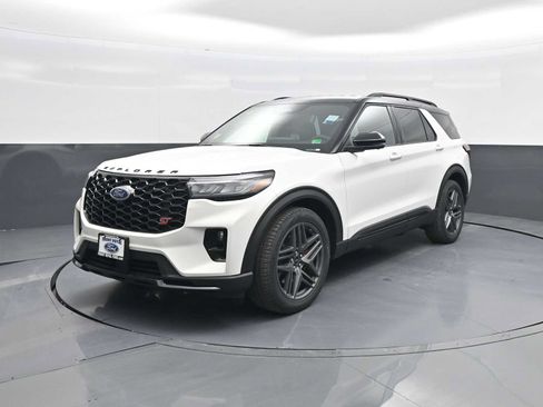 New 2026 Ford Explorer ST AWD/4WD image 4