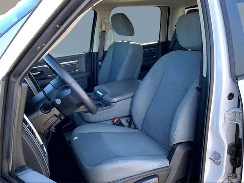 Used 2019 RAM 1500 Classic SLT image 23