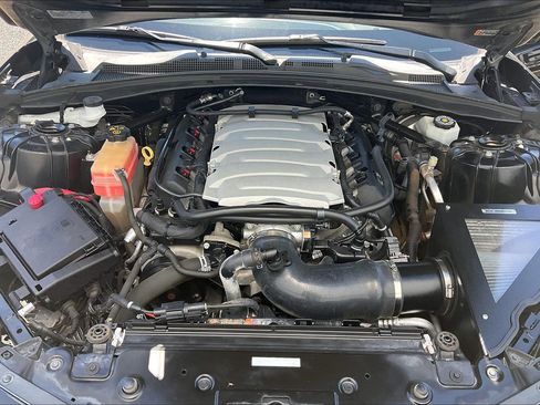 Used 2017 Chevrolet Camaro SS RWD image 13