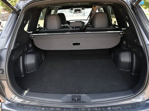 Used 2026 Subaru Forester Premium AWD/4WD image 7
