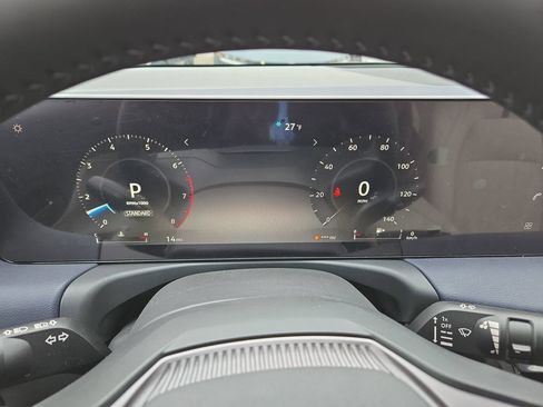 New 2026 Nissan Sentra SR FWD image 36