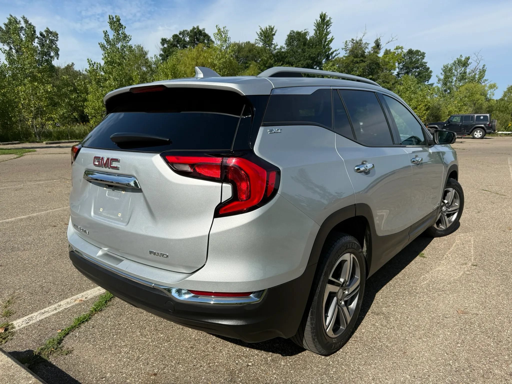 Used 2019 GMC Terrain SLT AWD/4WD image 5