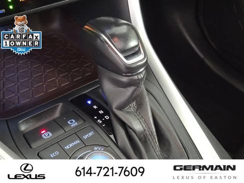 Used 2019 Toyota RAV4 Limited w/ Cold Weather Package AWD/4WD image 28
