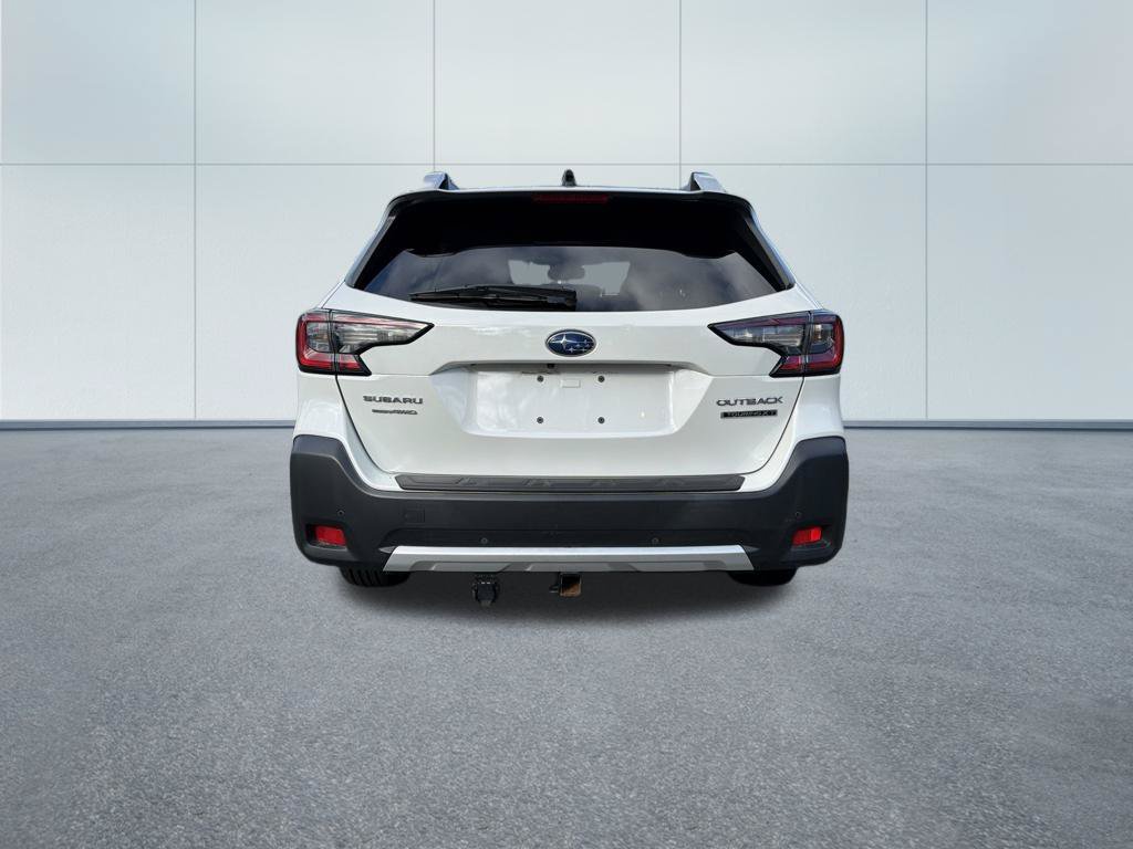 Used 2023 Subaru Outback Touring XT AWD/4WD image 6