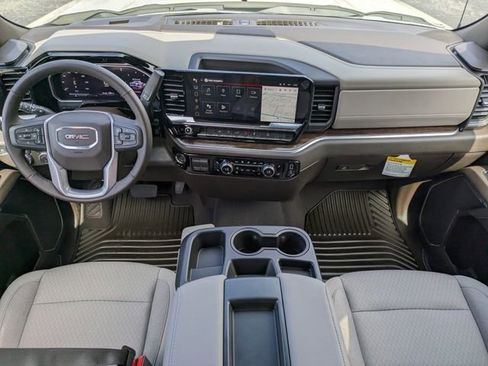 New 2026 GMC Sierra 1500 SLE w/ X31 Off-Road Package AWD/4WD image 16