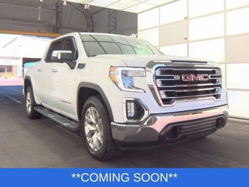 Used 2022 GMC Sierra 1500 SLT w/ SLT Convenience Package image 2