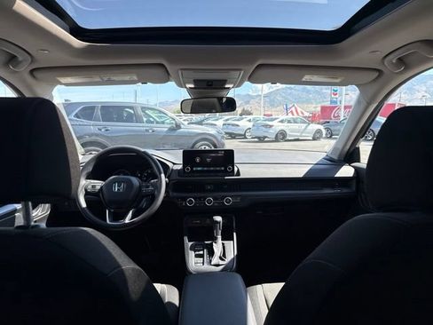 Used 2023 Honda CR-V EX image 22