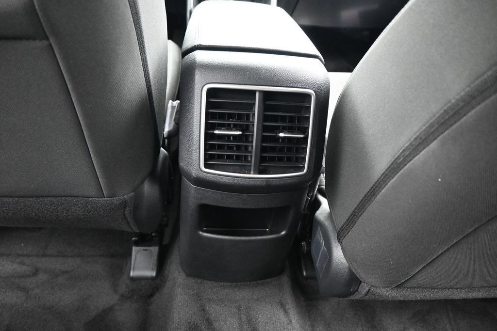 Used 2024 Kia Sportage LX AWD/4WD image 36