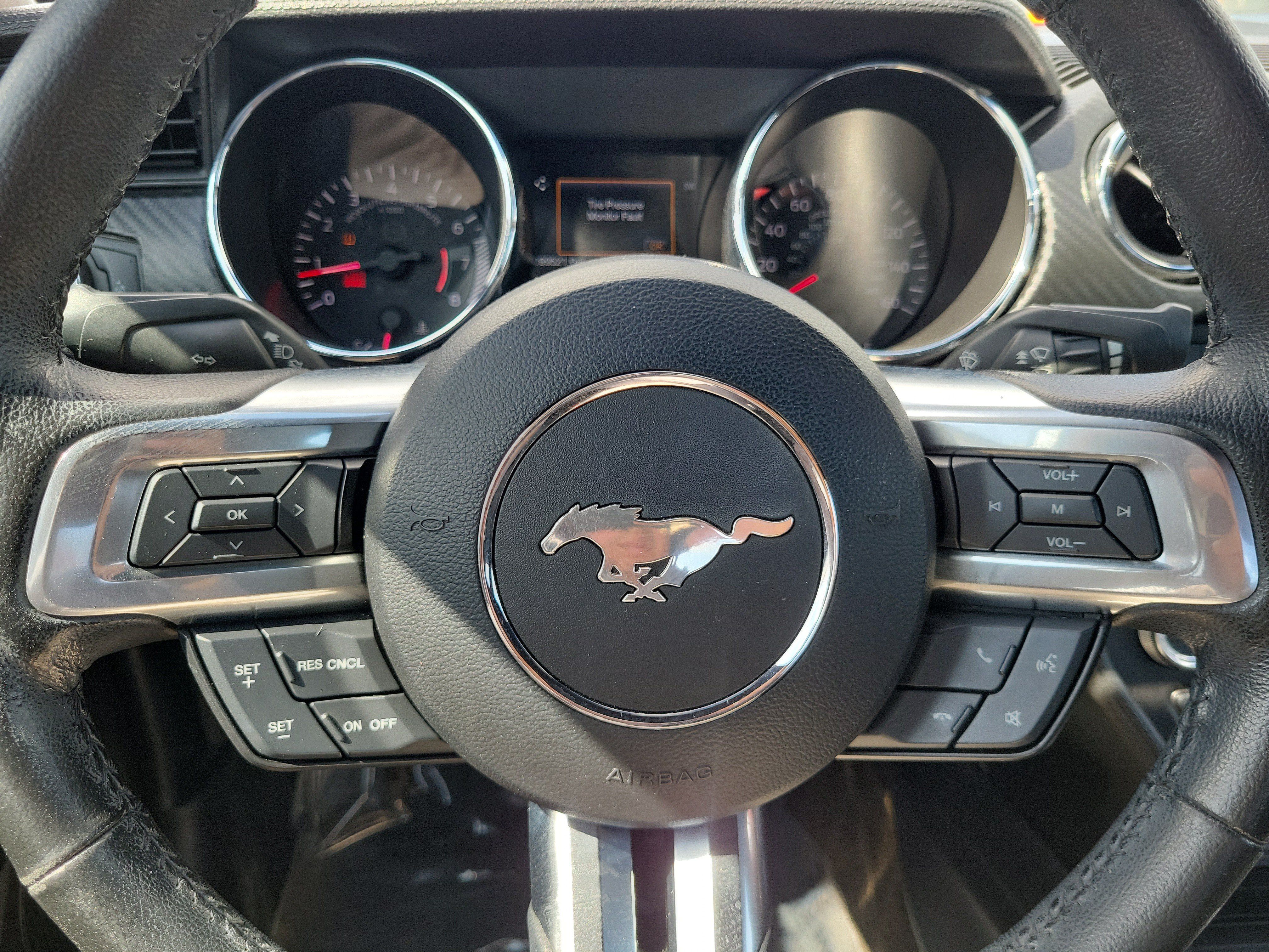 Used 2016 Ford Mustang Coupe RWD image 19