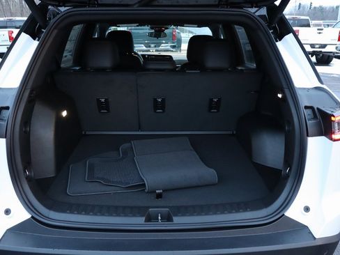 New 2026 Chevrolet Equinox LT w/ Convenience Package II image 20