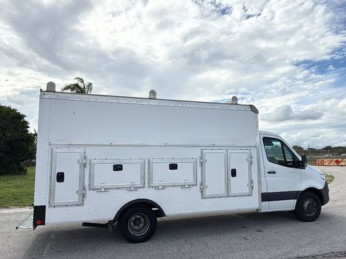 Used 2019 Mercedes-Benz Sprinter 170 image 7