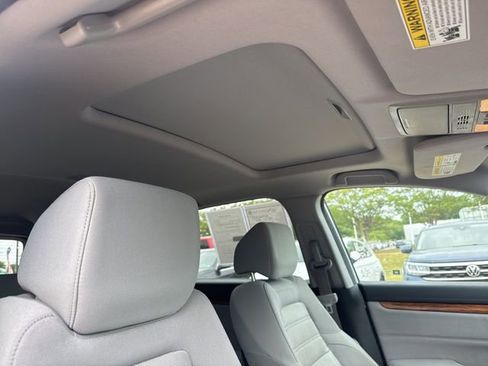 Used 2017 Honda CR-V EX image 16