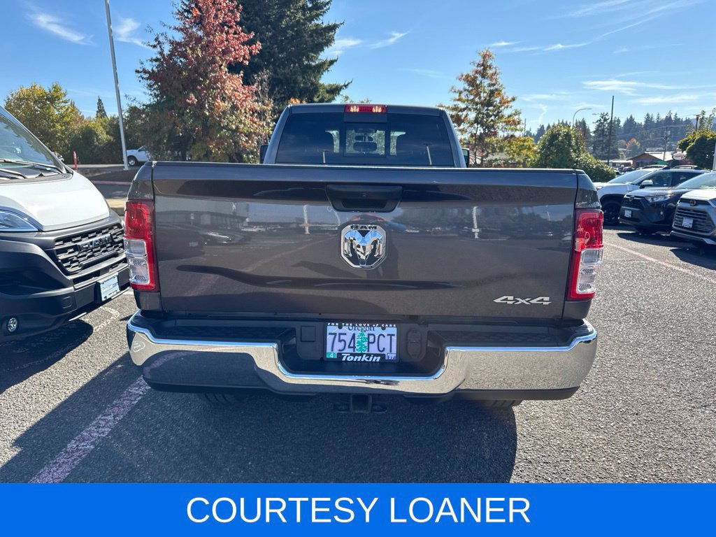 Used 2024 RAM 2500 Tradesman w/ Chrome Appearance Group AWD/4WD image 11