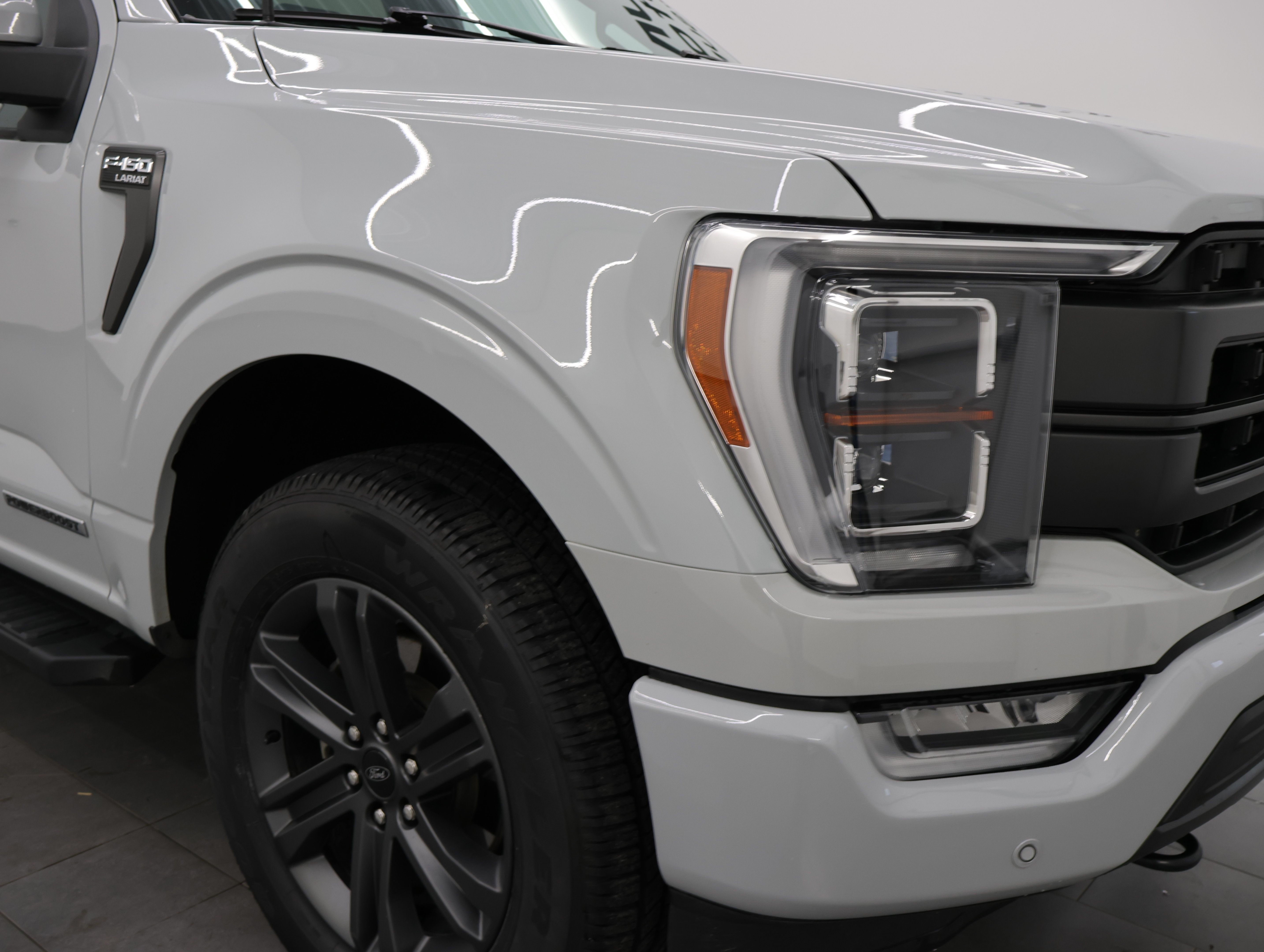 Used 2023 Ford F150 Lariat w/ Equipment Group 502A High AWD/4WD image 30