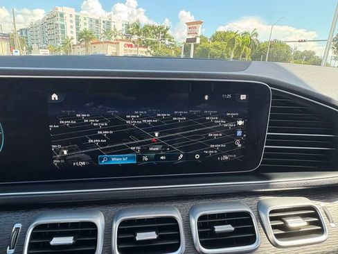 Used 2021 Mercedes-Benz GLE 350 w/ 3rd Row Seat Package image 26