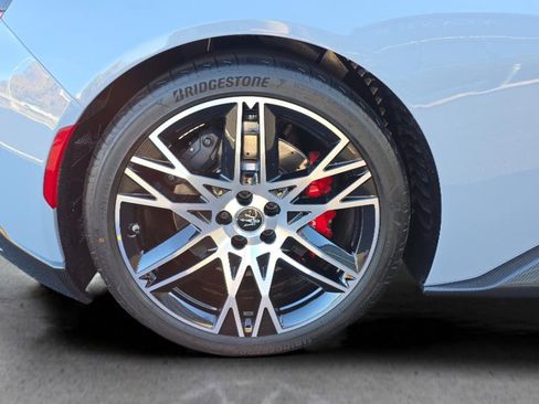 Used 2023 Maserati MC20 Spyder image 14