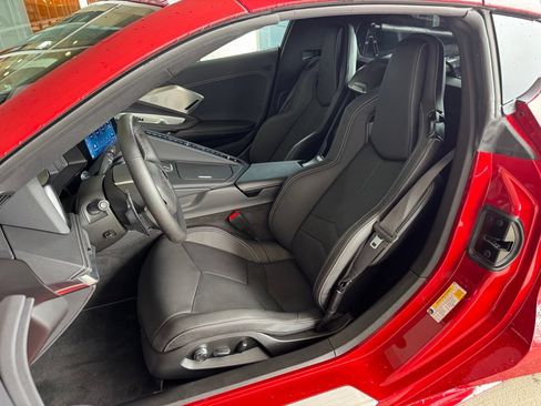 Used 2024 Chevrolet Corvette Stingray Preferred Cpe w/ Z51 Performance Package RWD image 18