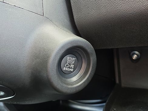 Used 2025 RAM ProMaster 2500 image 17