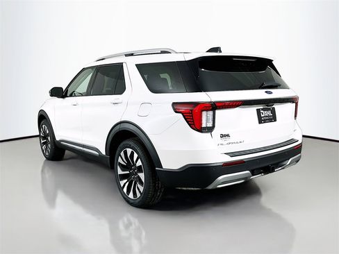 New 2026 Ford Explorer Platinum w/ LUX Leather Package image 5