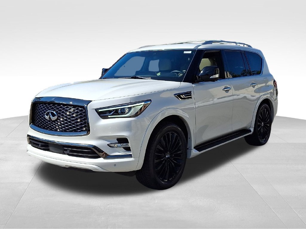 Used 2024 INFINITI QX80 Sensory AWD/4WD image 3