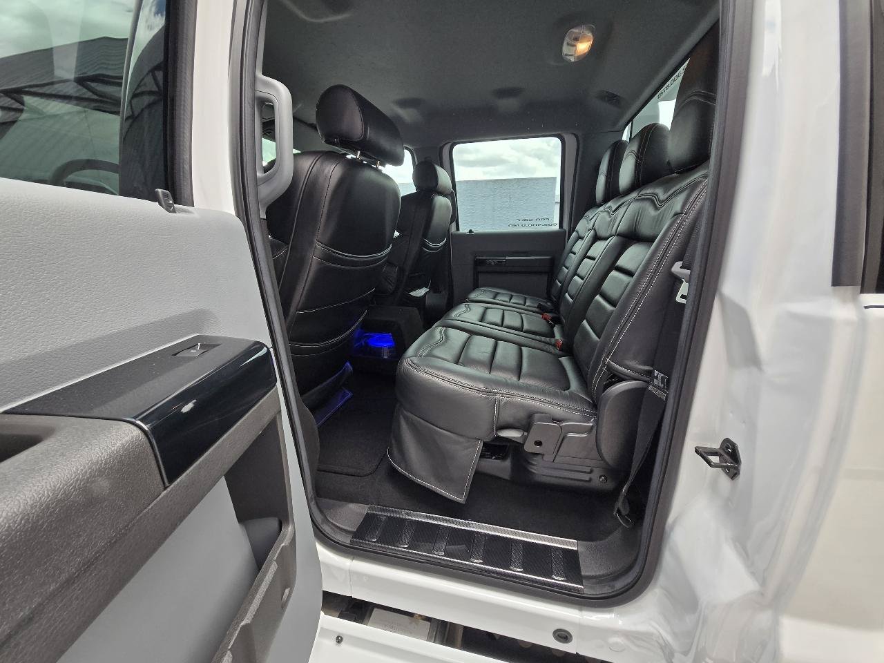 Used 2026 Ford F650 2WD Crew Cab Super Duty image 35