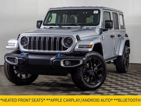 Used 2024 Jeep Wrangler Unlimited Sahara AWD/4WD image 2