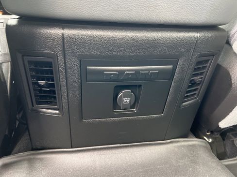 Used 2020 RAM 1500 Classic Warlock AWD/4WD image 26