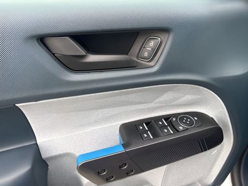 Used 2025 Ford Maverick XLT w/ Equipment Group 302A image 23