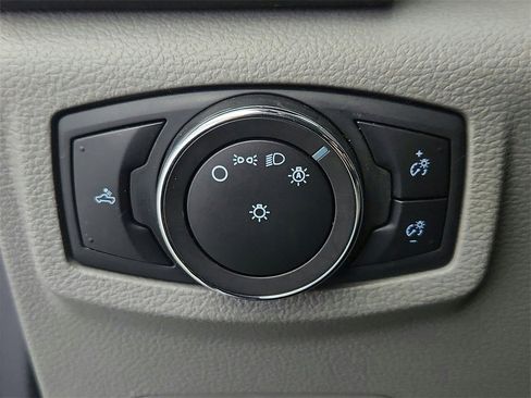 Used 2021 Ford F350 XL w/ Power Equipment Group image 36