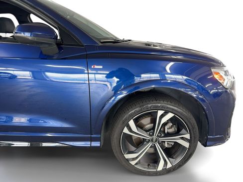 Used 2023 Audi Q3 2.0T Premium Plus w/ Premium Plus Package image 12