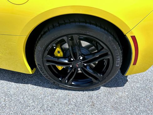 Certified 2016 Chevrolet Corvette Stingray Coupe w/ Carbon Flash Badge Package RWD image 19